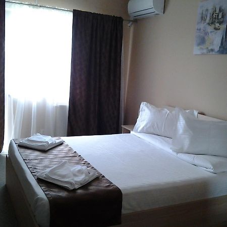 Hostel Nova Route Năvodari Eksteriør bilde