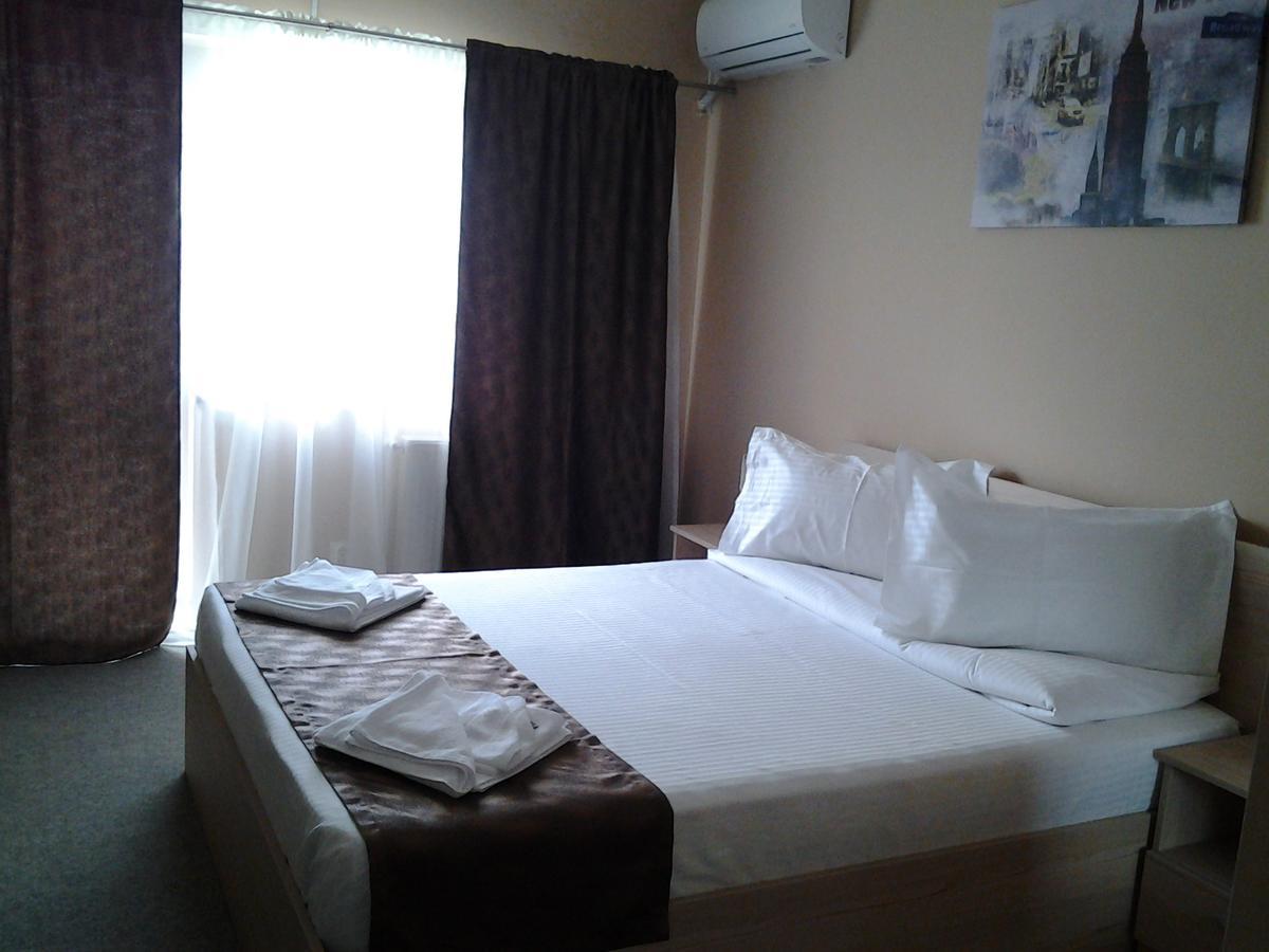 Hostel Nova Route Năvodari Eksteriør bilde