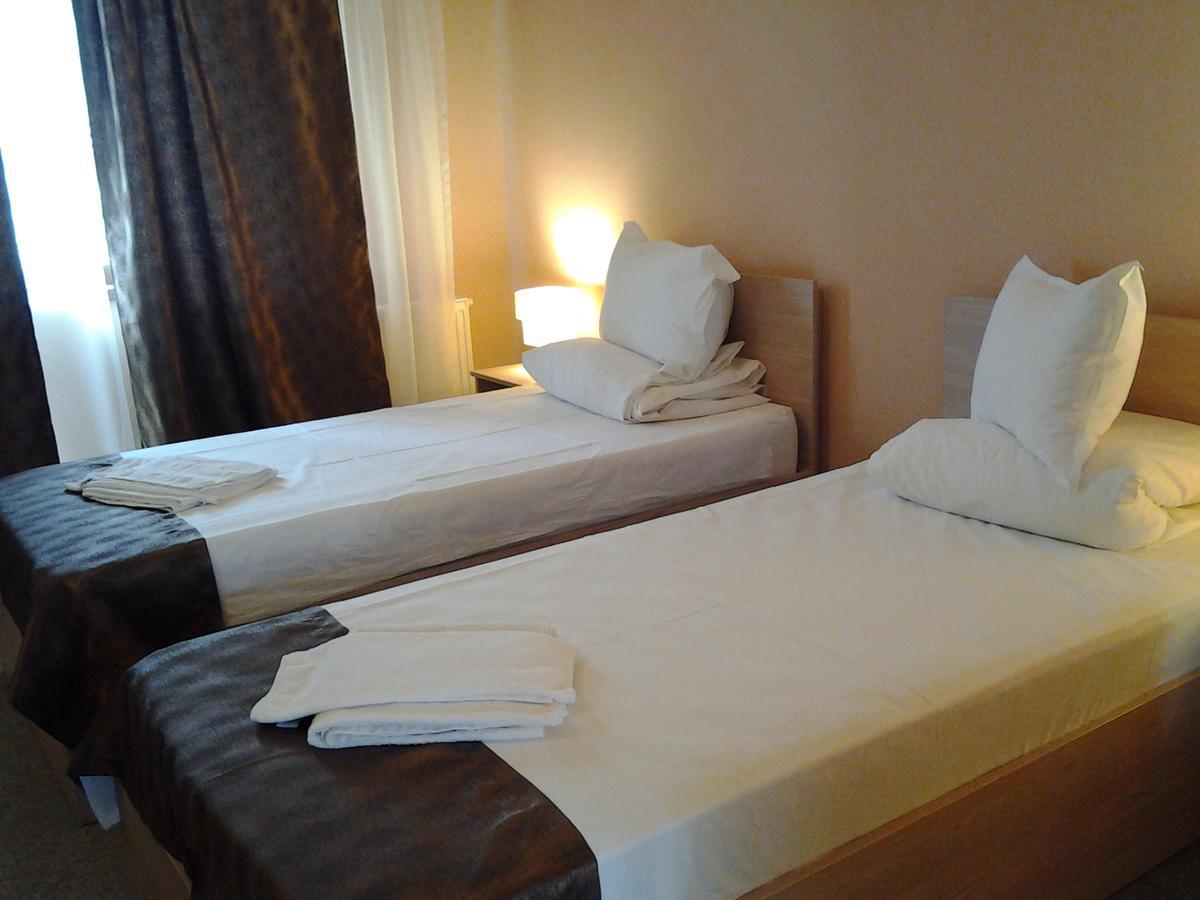 Hostel Nova Route Năvodari Eksteriør bilde
