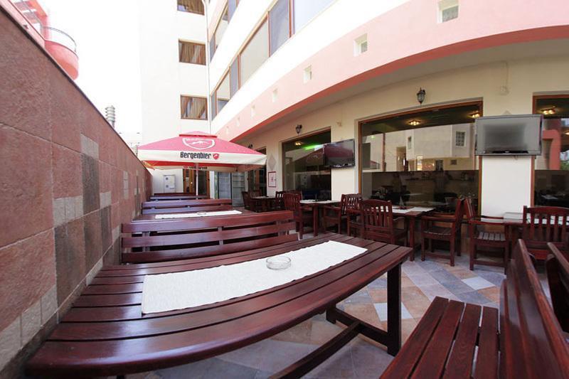 Hostel Nova Route Năvodari Eksteriør bilde