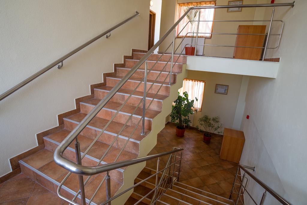 Hostel Nova Route Năvodari Eksteriør bilde